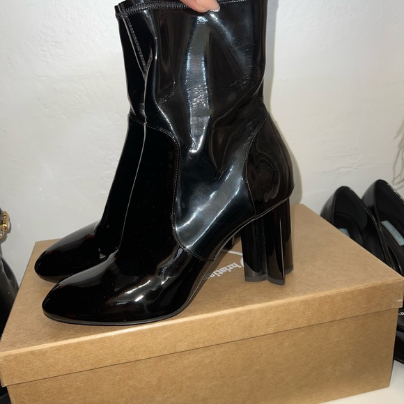 Patent Silhouette Ankle Boots - Picture 3 of 6